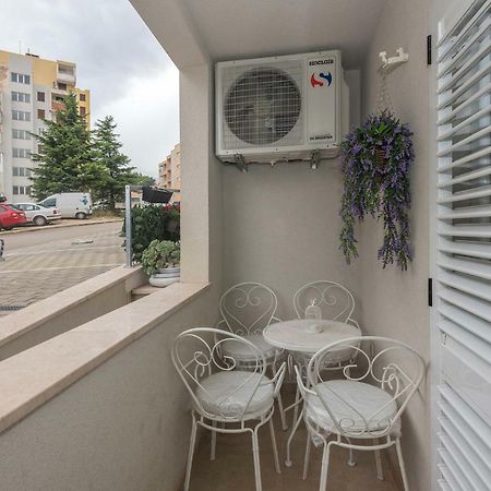 Apartman Ramljak Макарска Экстерьер фото