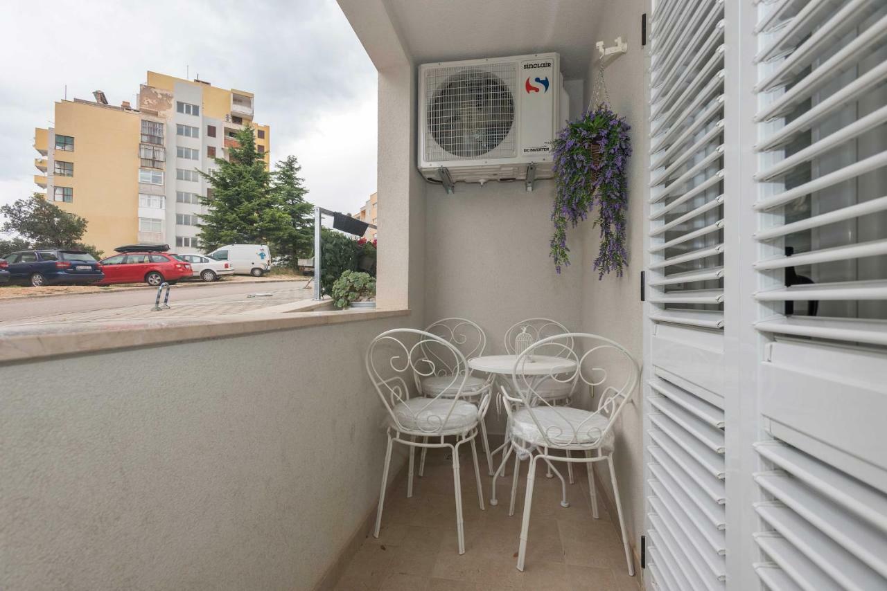 Apartman Ramljak Макарска Экстерьер фото