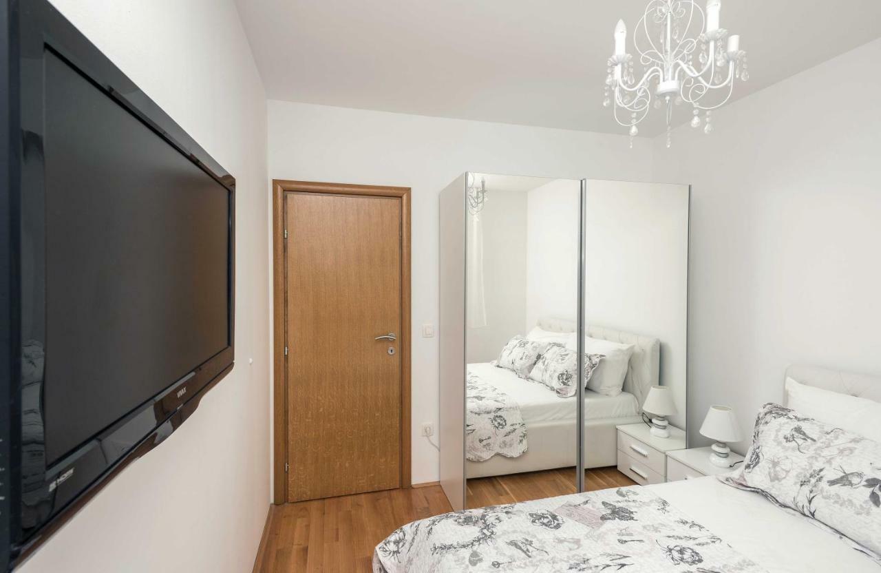 Apartman Ramljak Макарска Экстерьер фото