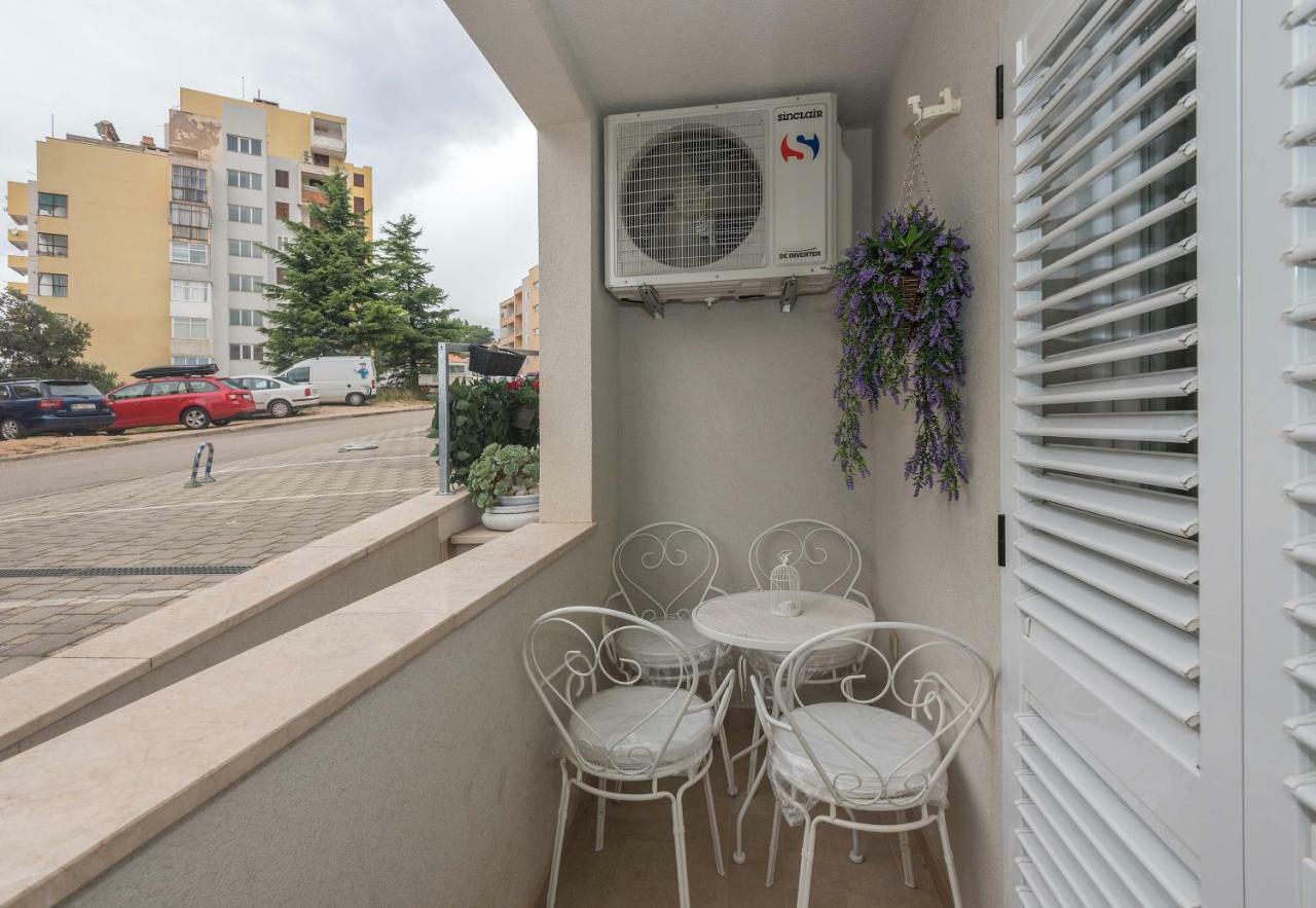 Apartman Ramljak Макарска Экстерьер фото