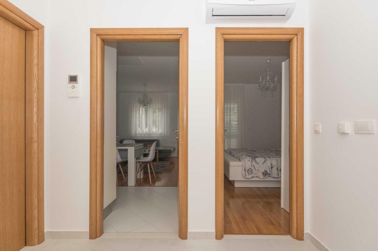 Apartman Ramljak Макарска Экстерьер фото